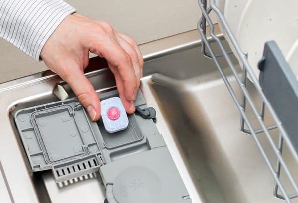 Tablette pour lave-vaisselle