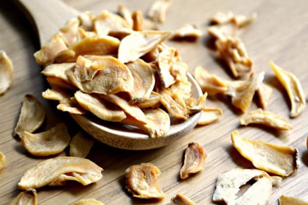 Gousses d'ail séchées