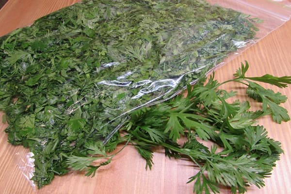 Légumes verts à congeler en bottes