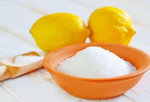 Acide citrique et citron