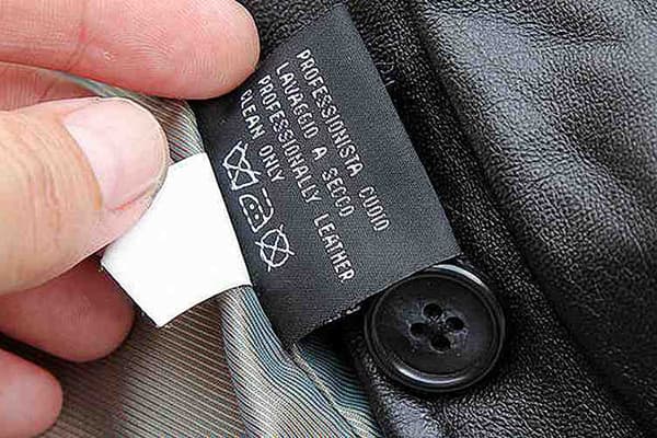 Vêtements en similicuir