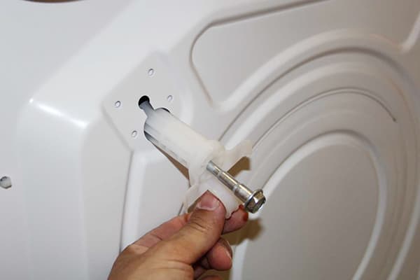 Retrait des boulons d'expédition