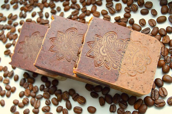 Savon exfoliant au café