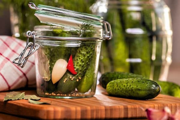 Concombres en conserve