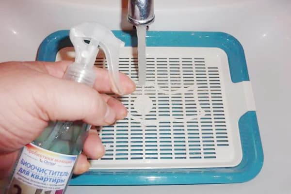 Laver la litière du chat