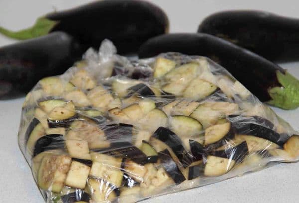 Cubes d'aubergines à congeler