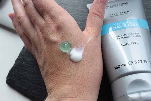 Mousse et gel à raser