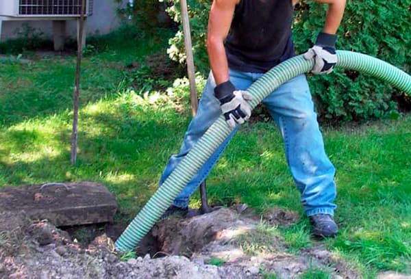 Nettoyage de fosse septique