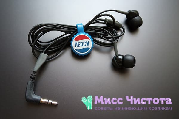 Casque avec fermoir aimanté