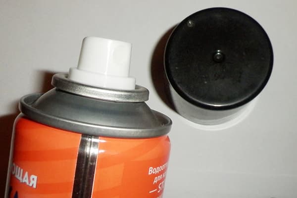 Imprégnation hydrofuge pour chaussures et parapluies