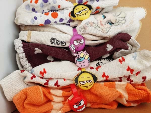 agrafes et chaussettes