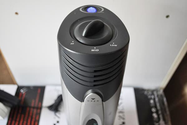 Purificateur d'air avec filtre photocatalytique