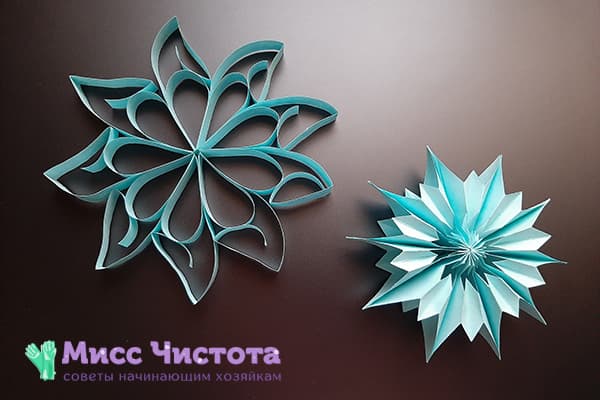 Flocons de neige en papier volumétrique