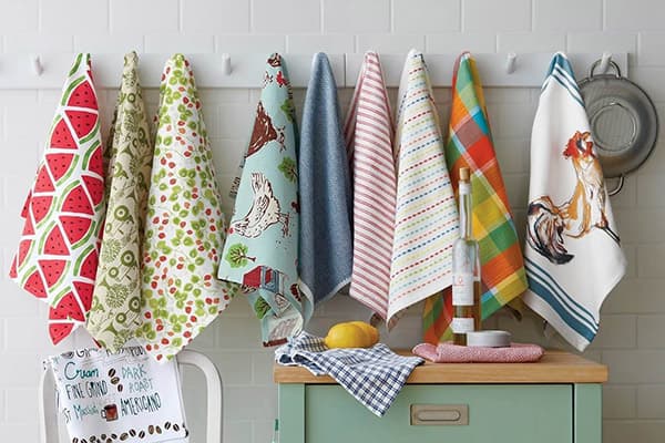 Des torchons de cuisine propres