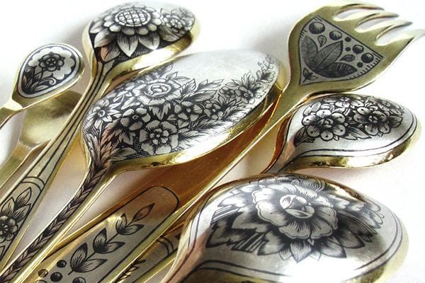 Cuillères en argent avec dorure et noircissement