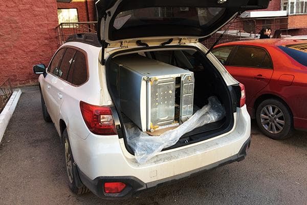 Transporter un réfrigérateur dans une voiture