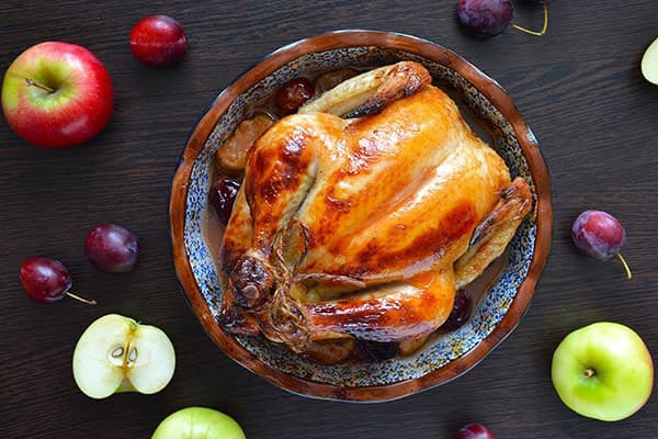 Poulet farci cuit au four