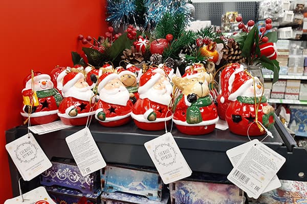 Décoration de Noël suspendue avec LED de FixPrice