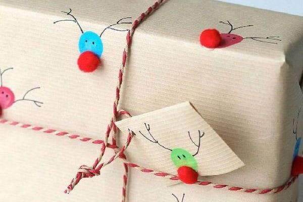 Décor Cerf sur papier cadeau