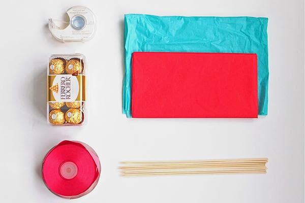 Matériaux pour un bouquet de bonbons