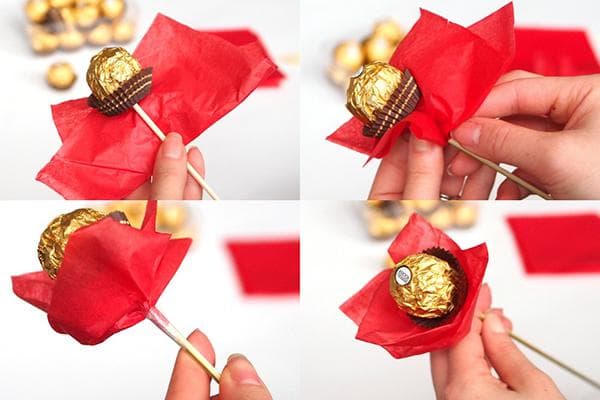 Fabriquer une fleur avec des bonbons, une brochette et du papier décoratif
