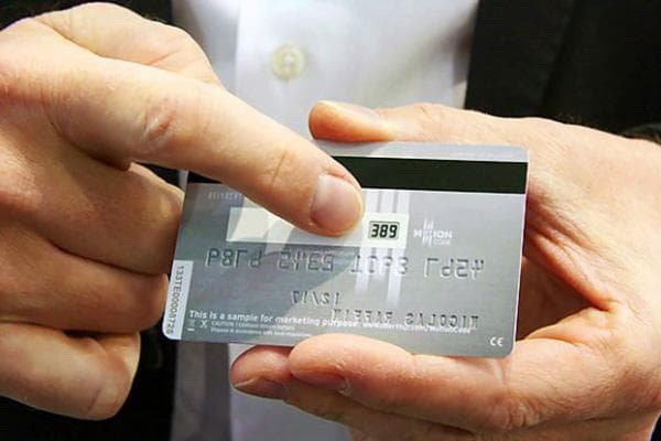 Code à trois chiffres sur une carte bancaire