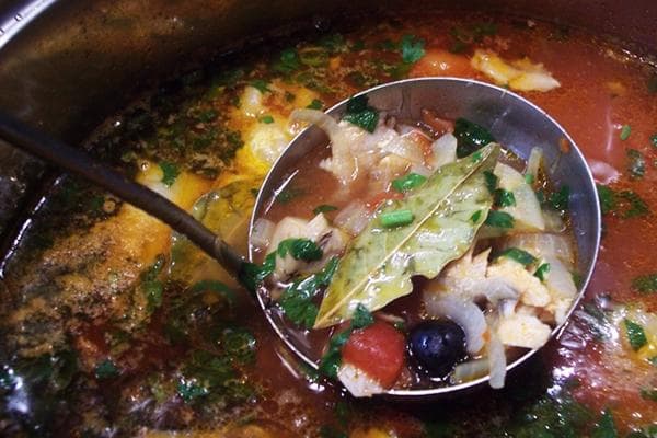 Feuille de laurier en soupe