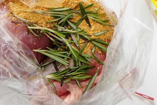 Marinade pour viande au romarin