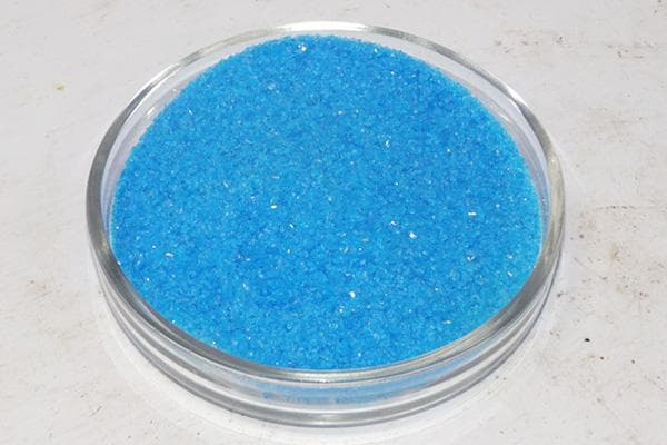 Cristaux de sulfate de cuivre