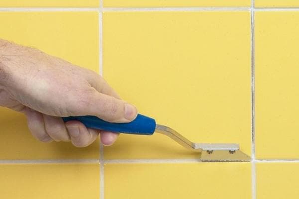 Enlever le vieux coulis de carrelage