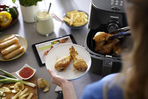 Cuisson des pilons de poulet dans un four multi-fours
