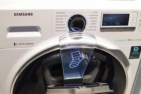 Machine à laver avec possibilité d'ajouter du linge pendant le lavage