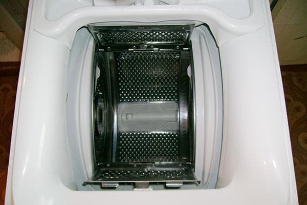 Machine à laver Zanussi ZWQ 61216 WA