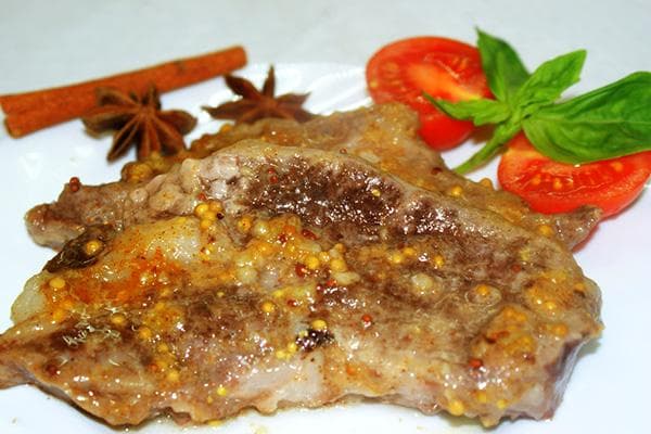Porc à la cannelle et à la moutarde