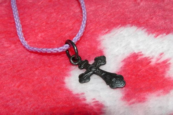 Croix en argent noirci