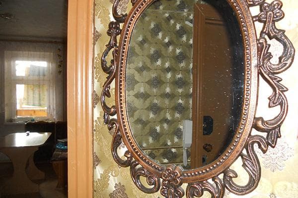 Des taches sur le miroir