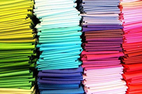 Tissus de différentes couleurs