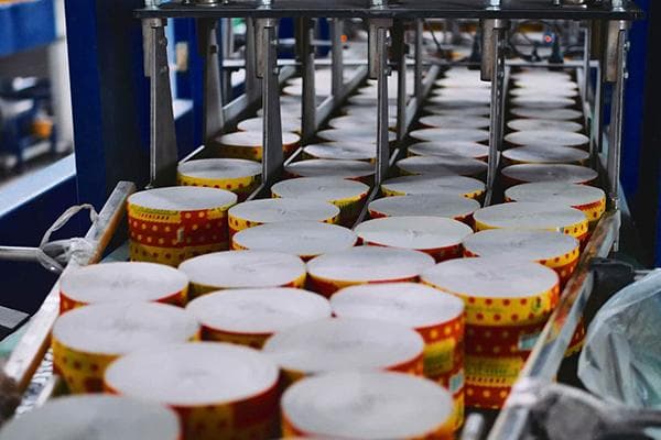 Production de papier toilette à partir de matériaux recyclés