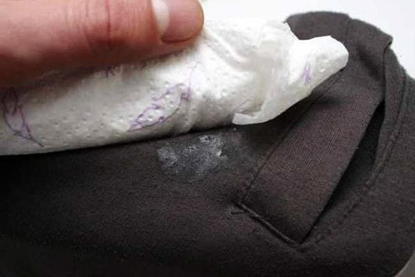 Tache de poudre blanche