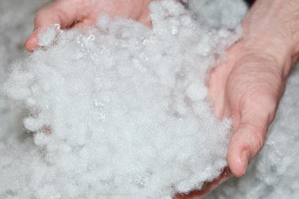 Isolation en holofibre pour vêtements