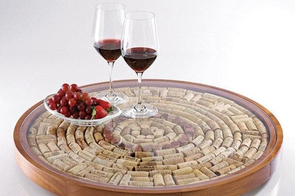 Plateau en liège pour le vin