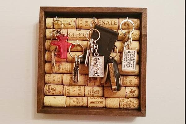 Porte-clés en bouchons de vin