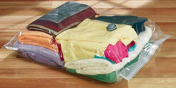 Articles dans un sac sous vide