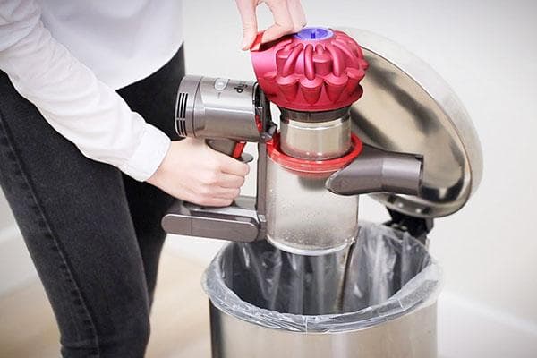 Nettoyer votre aspirateur Dyson après le nettoyage ?