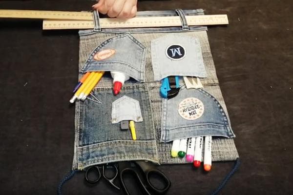 Organisateur fabriqué à partir de vieux jeans