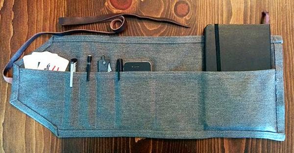 Organisateur en denim avec poches pour petits objets