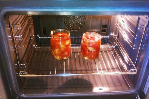 Stérilisation des bocaux avec préparations au four