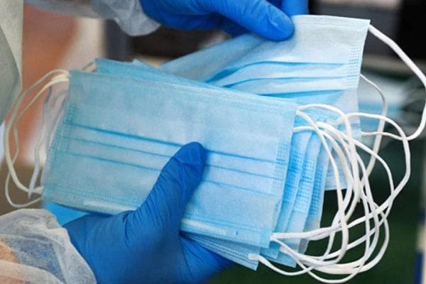 Masques médicaux jetables