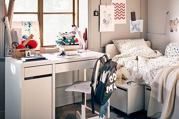 Bureau dans la crèche