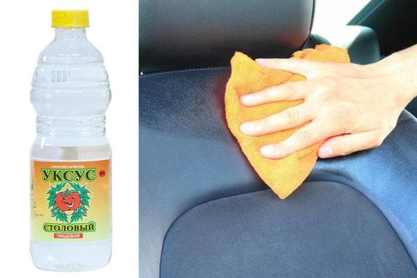 Laver l'intérieur de la voiture avec du vinaigre